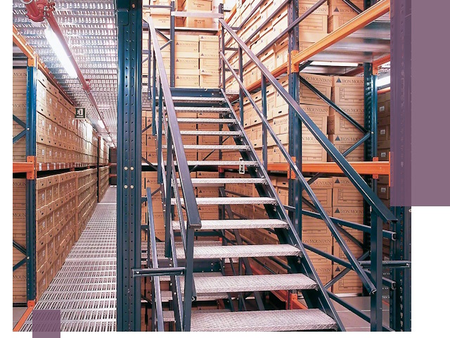 Лестницы складские прочные и безопасные под ключ в Новокуйбышевске