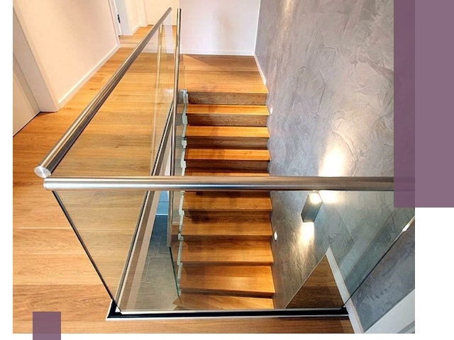 Перила для лестницы в доме — изготовление и монтаж в Новокуйбышевске