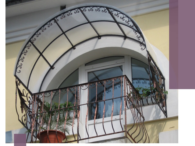 Козырьки над балконом в Новокуйбышевске — изготовление и монтаж